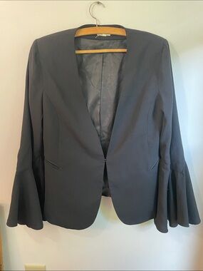 tea & cup Women's Black Ruffle-Sleeve Front Hook Blazer Size S